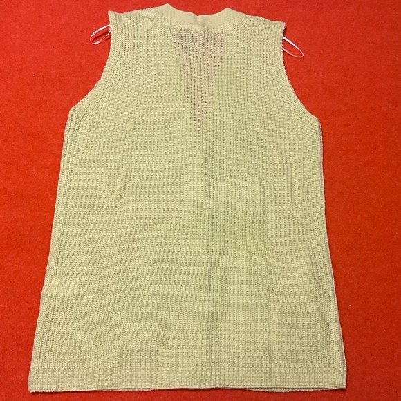 Lime green ribbed button-up V-neck sweater vest NWT - Picture 6 of 8